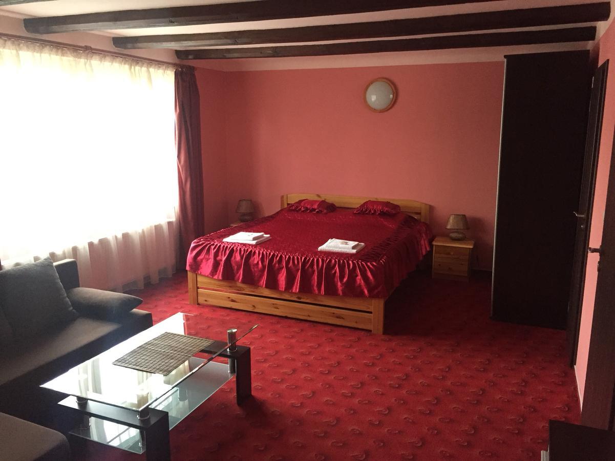 Penzion- Leslav Ceske Budejovice Exterior foto